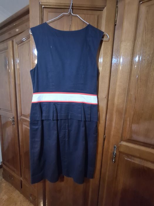 Conjunto   de  vestido   com  casaco
