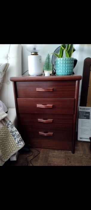 Vendo mobília de quarto com cama