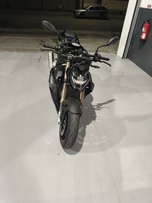 Bmw s1000r 2024*