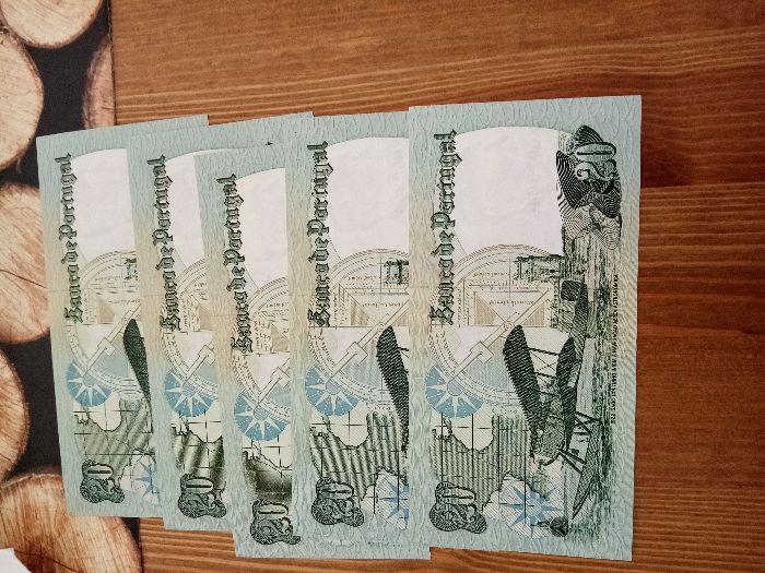 20$00 de GAGO COUTINHO 5 Notas Novas, Não Circuladas com Nºs Seguidos
