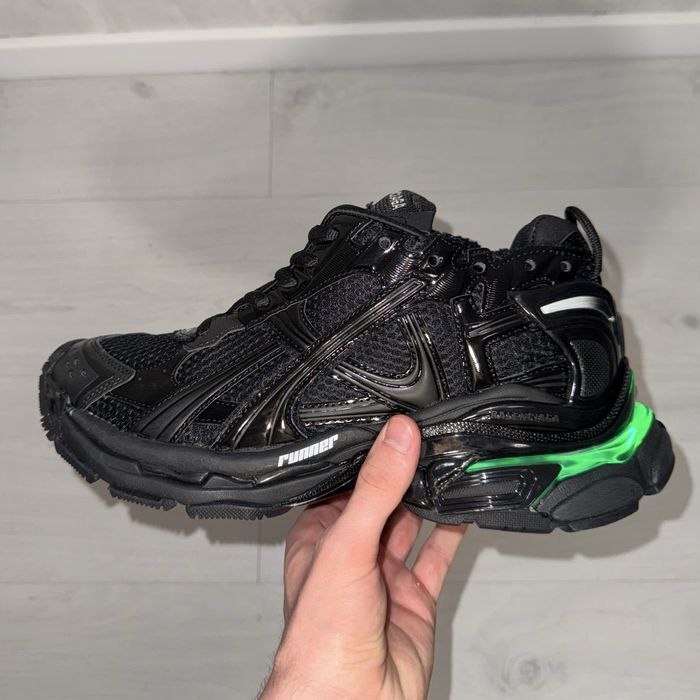 В УКРАЇНІ! Balenciaga Runner 7.5 LED Black