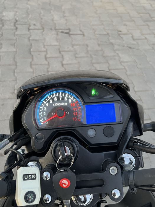 Мотоцикл Shineray DS200