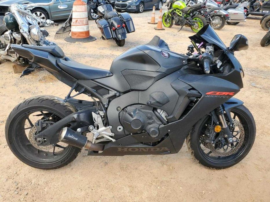 Honda CBR 1000 RA 2021