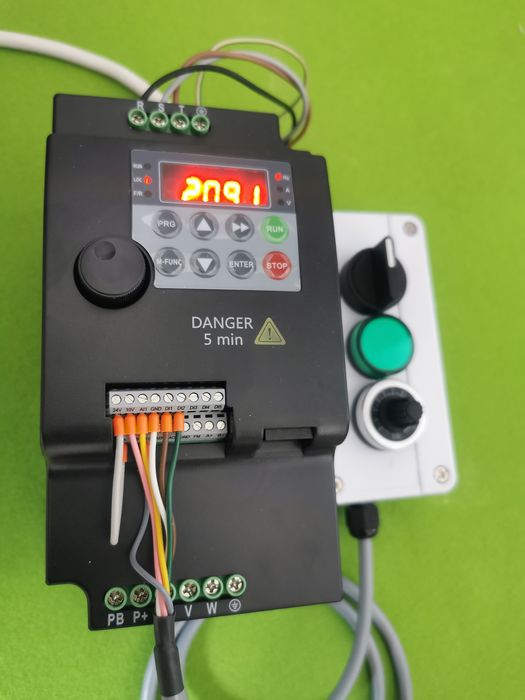 Falownik 5,5kW 400V przemiennik 5,5kW  400V kaseta sterownicza