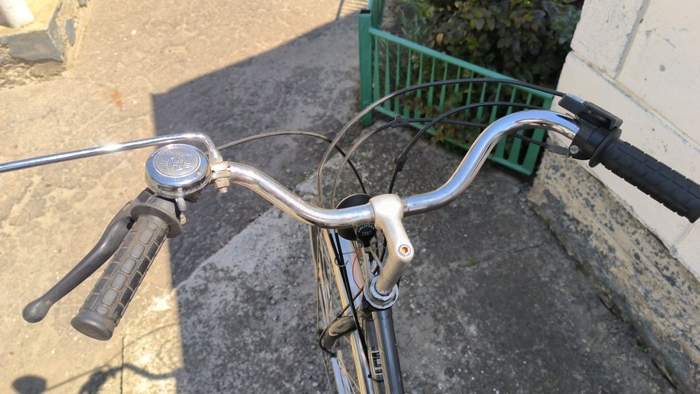 Велосипед з двигуном Sachs