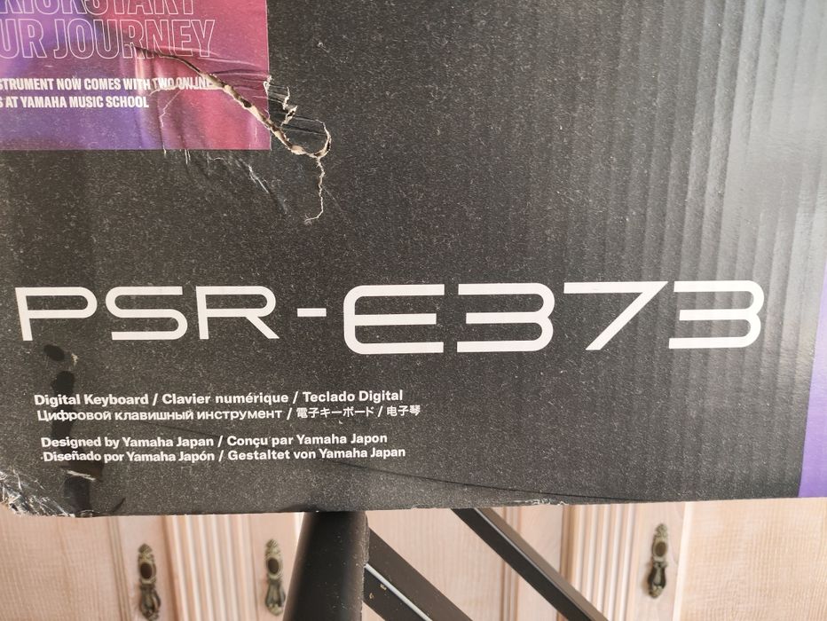 Teclado yamaha SR-E373 como novo