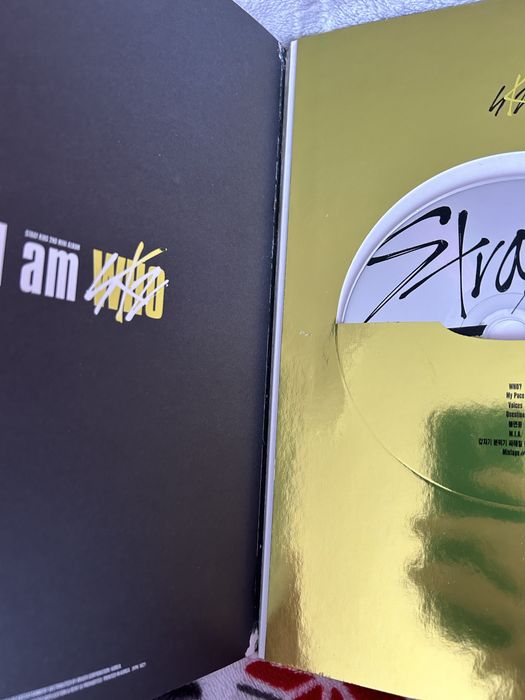 Stray Kids I am WHO standard ver