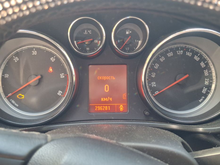 Продам opel insignia
