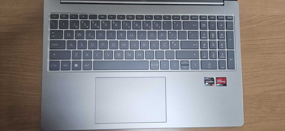 Portátil HP Ryzen 7, 1 TB + Microsoft Vitalício - 5meses uso, GARANTIA