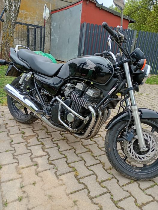 Honda CB 750 niski przebieg