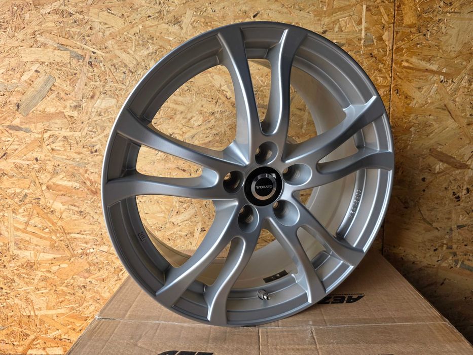[1312] Felgi aluminiowe 17 cali 5x108 et50 7,5Jx17 Volvo