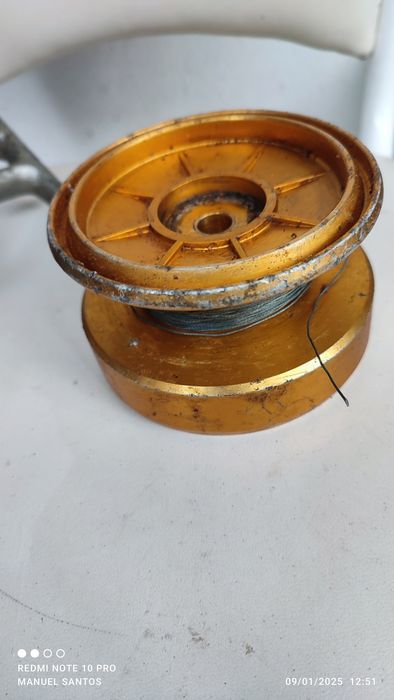 Carreto de pesca daiwa GS 100 para peças