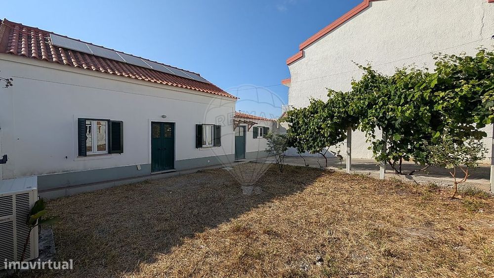 Moradia T2 para arrendamento
