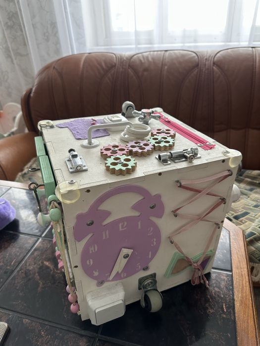 Бізі-куб 30×30 см деревяний