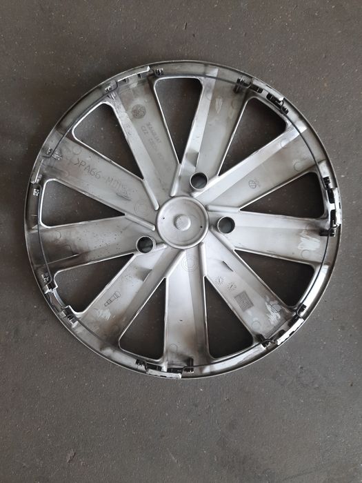 (100) Kołpaki 16" - Volkswagen (2 szt)