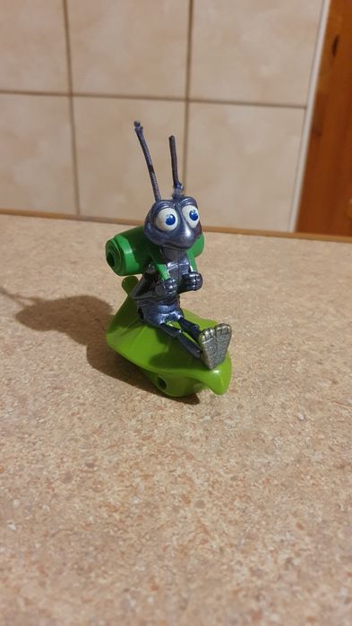Figurka Dsney z bajki Co w trawie piszczy z roku 1999 McDonald