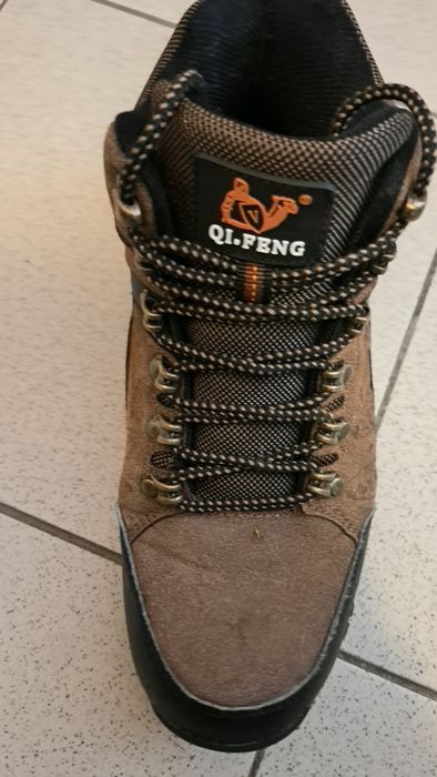 Bota de caminhada