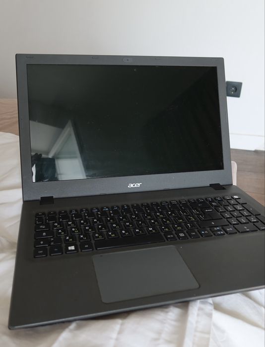 ноутбук Acer Aspire E15