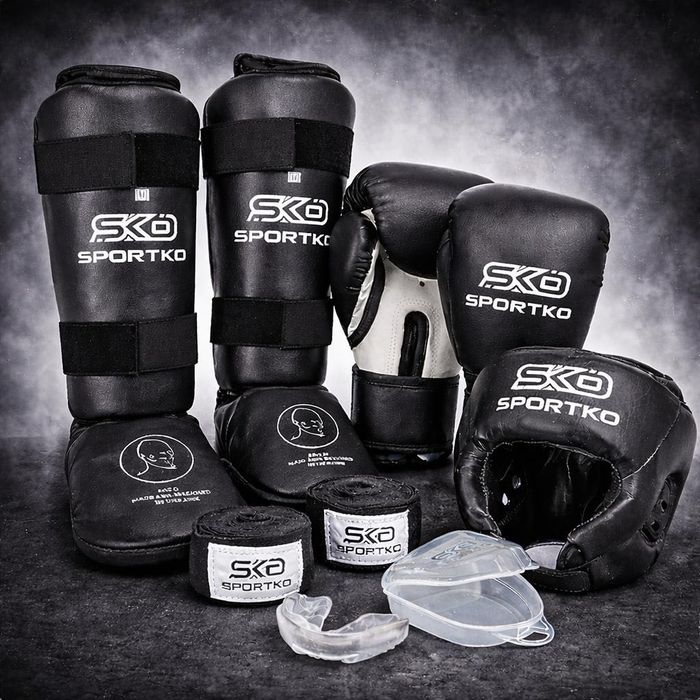 Дитячий Боксерський комплект рукавички, шолом, захист ніг, капа, бинти