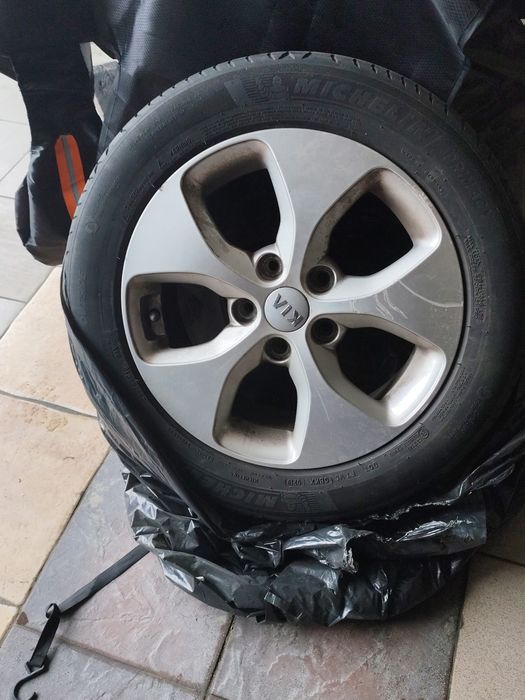 KIA SARENS sprzedam.