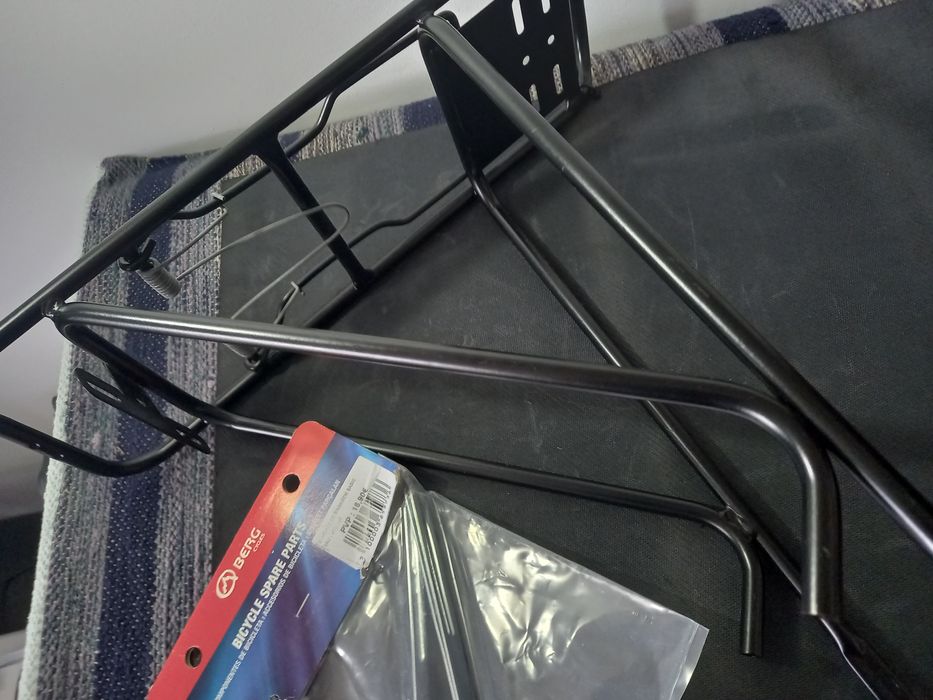 Suporte de bagagem e alforges bicicleta