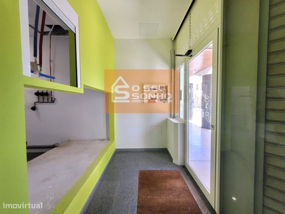 Loja para Comércio e Serviços em Faro