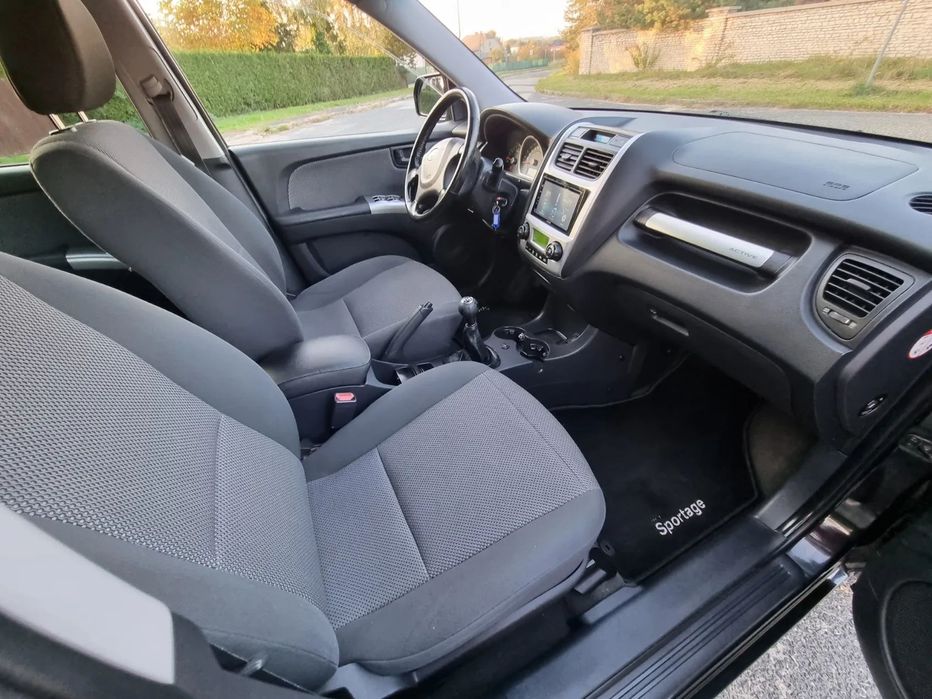 Kia Sportage lift 4x4 sekwencyjny gaz zadbany egzemplarz dwa komplety kól i