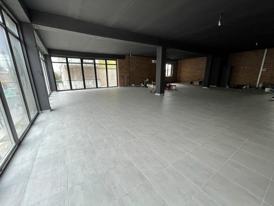 Продам магазин в самому центрі