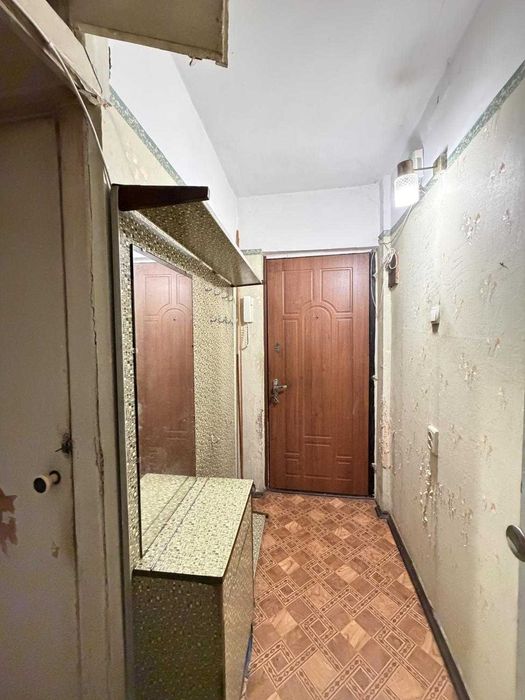 Продам 2-к квартиру, 2/5 пов., на вул. Радісний, Черемхи-Черемушки (3-268-307 ОФ)