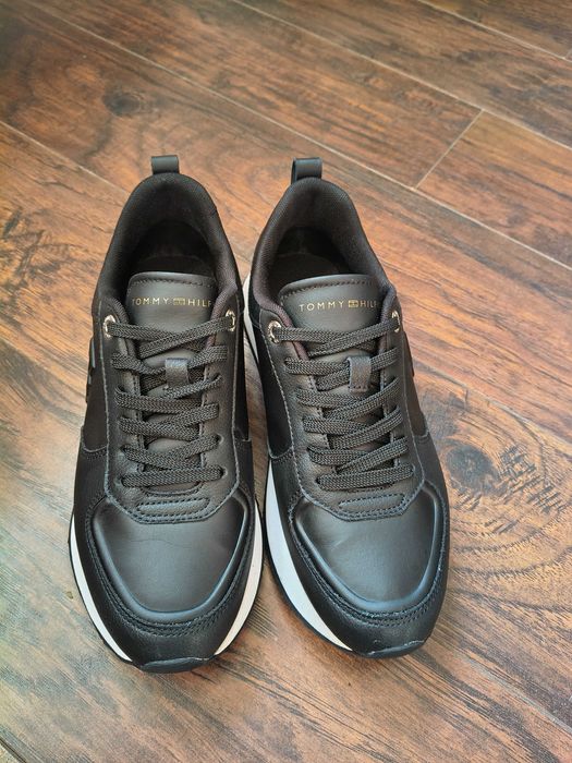 Nowe buty Tommy Hilfiger rozmiar 40