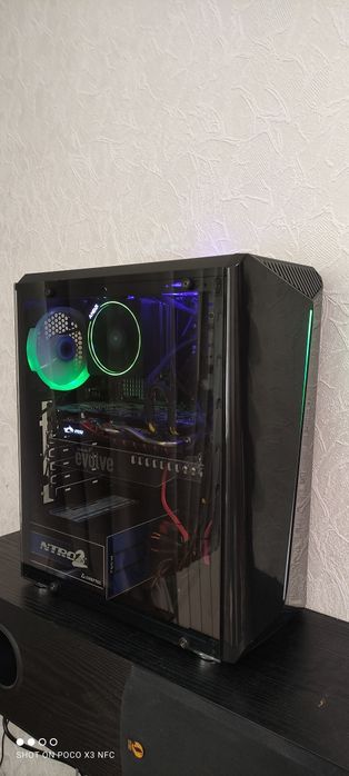 Продам красивый игровой компьютер.