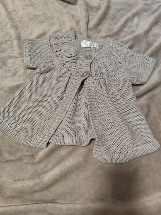 Ubrania 116 i buty Bartki