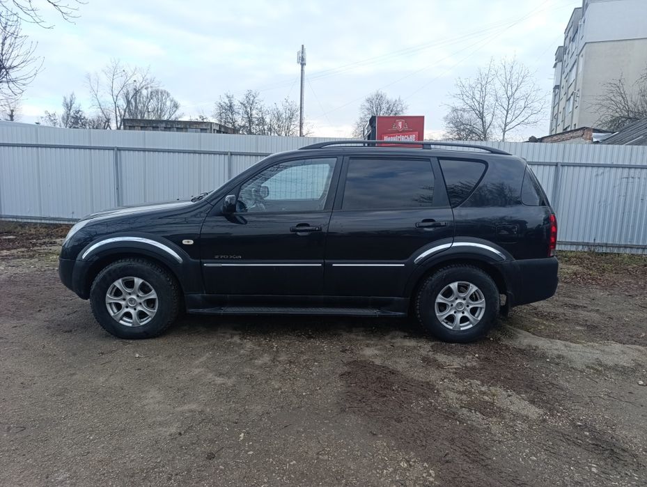 Бампер передній/задній SsangYong Rexton сангйонг Рекстон 2.7 XDI АКПП