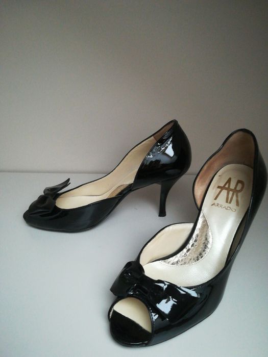 Lakierowane buty
