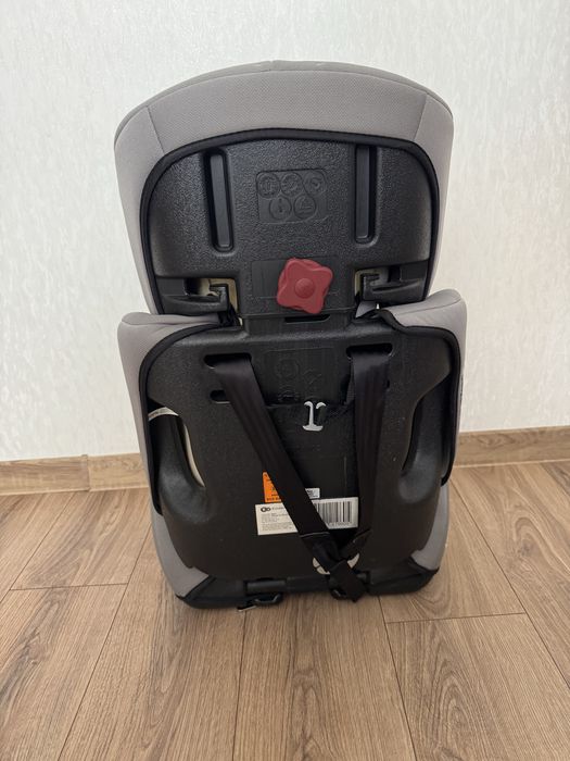 Дитяче автокрісло Kinderkraft Comfort Up 9–36 кг (група 1/2/3)