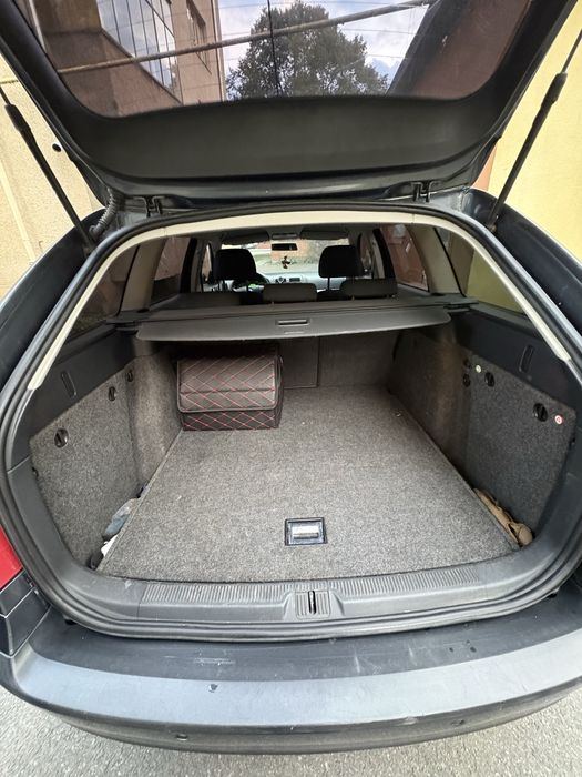 Продам октавію а5 2008р 2.0 tdi