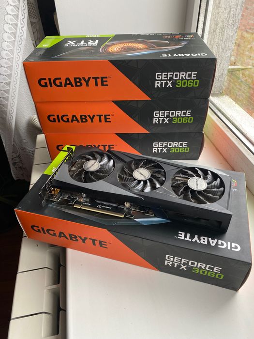 Gigabyte RTX 3060 Gaming OC 12GB  4шт