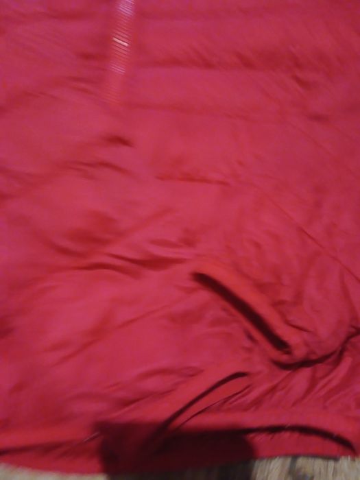 Куртка червона дитяча