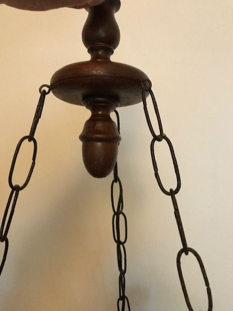 Candeeiro antigo madeira com globo vidro trabalhado
