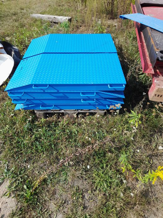 Podnośnik warsztatowy nożycowy RAVAGLIOLI 1400 B-BP 2700 kg