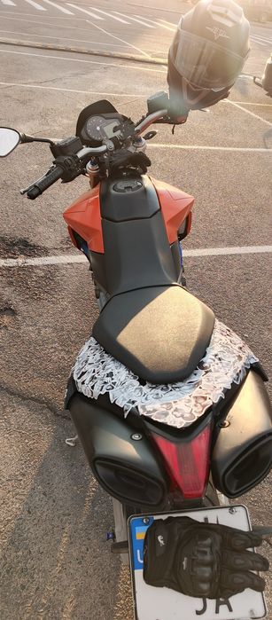 Aprilia 750 кубов