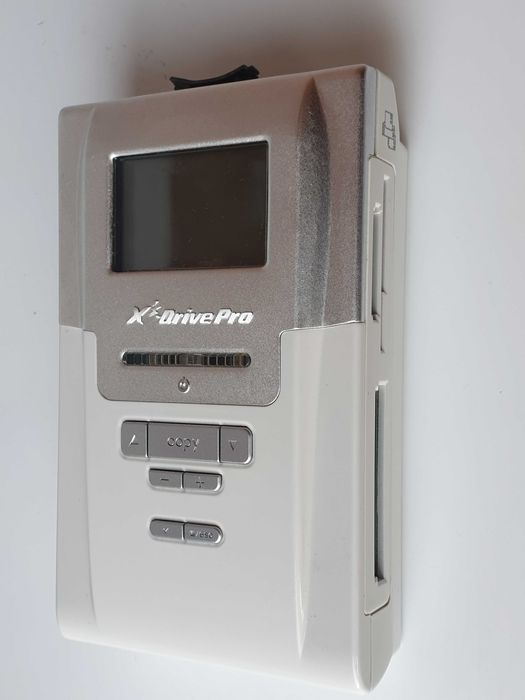 картрідер МРЗ HDD ide 2,5 X's-DRIVE VP300 Windows  Mac OS 8.6 Linux