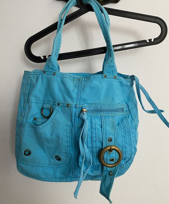 Malas variadas em bom estado