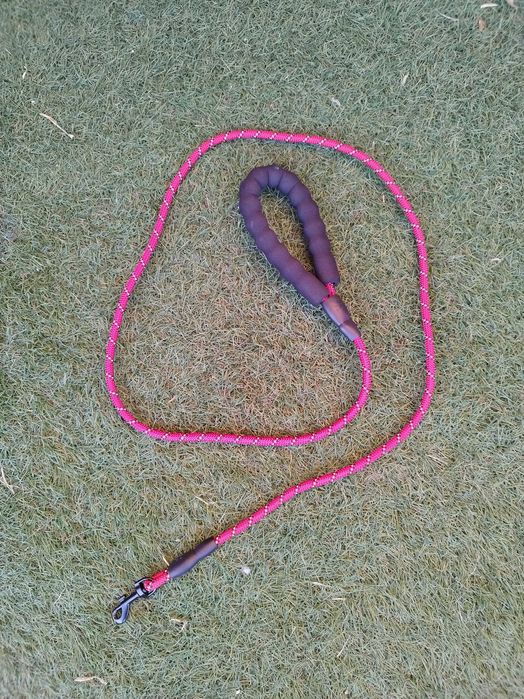 Trela para cão nova