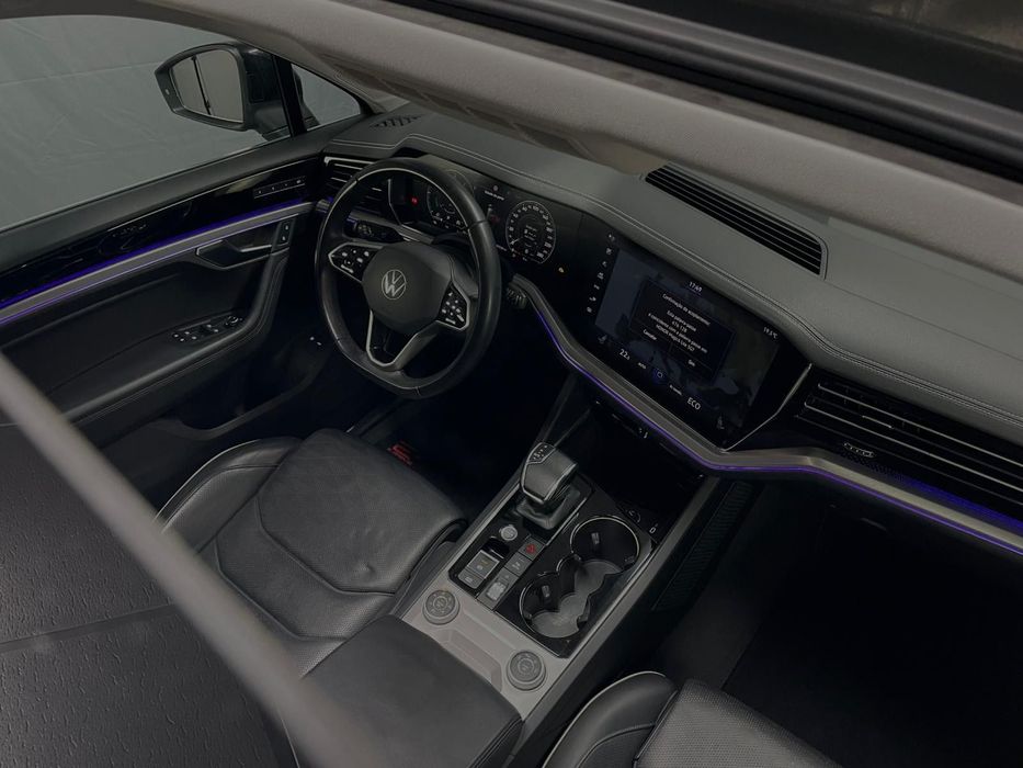 VW Touareg 3.0 TSI e-Hybrid Plus