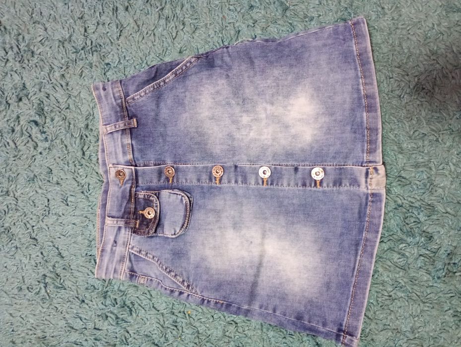 Продам спідничку