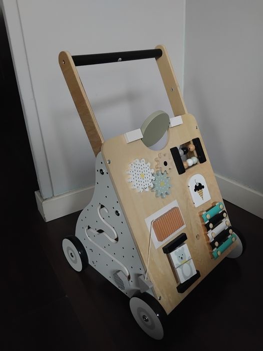 Chodzik, pchacz drewniany nowy