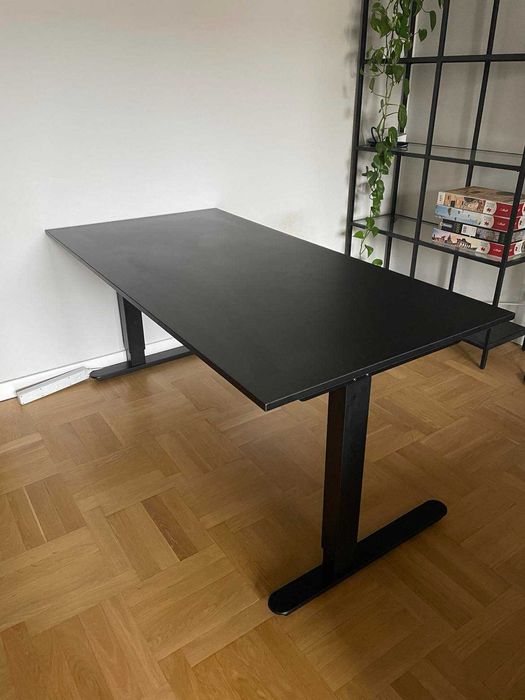 Duże czarne biurko regulowane 80x160
