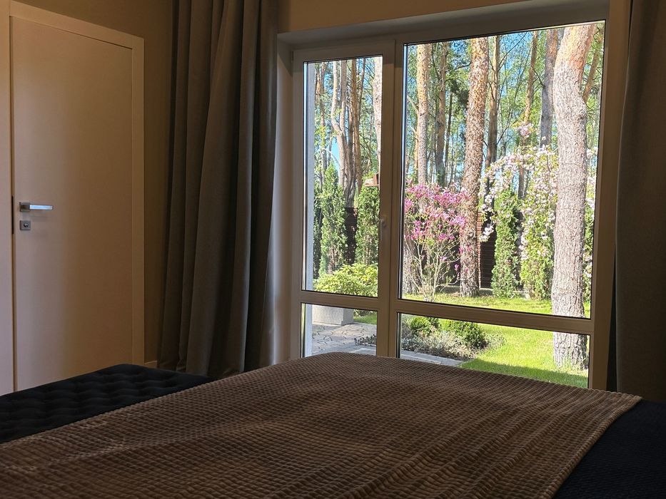 Будинок у найкращій локації Бучі, ділянка 8,5 соток