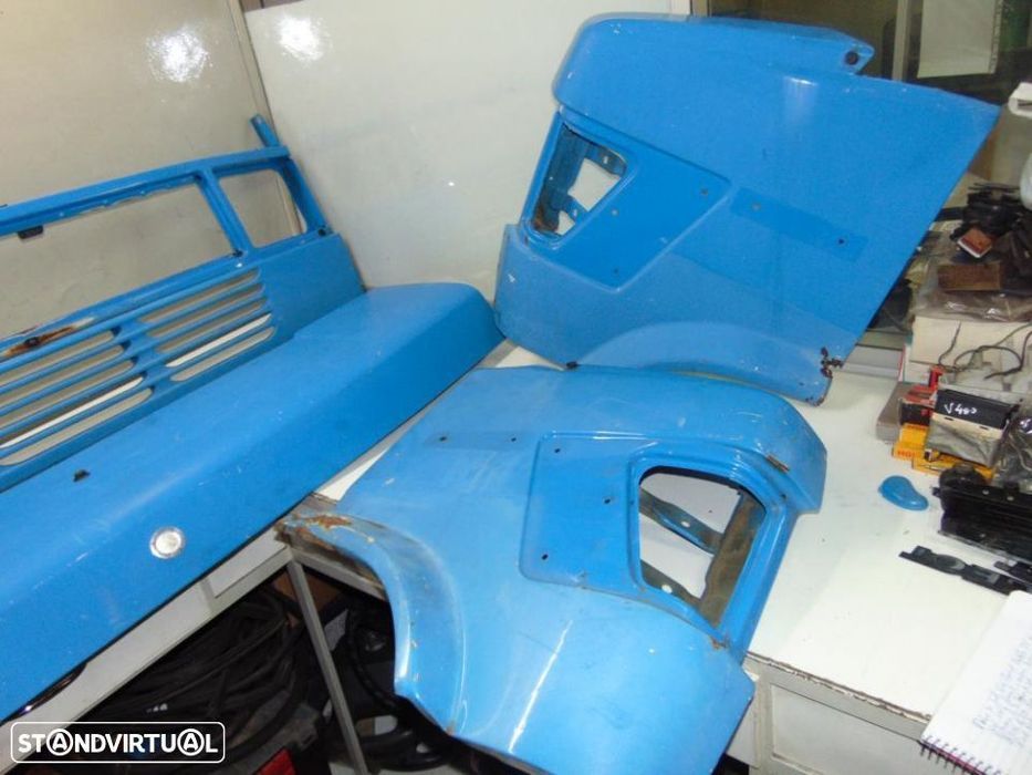 Mercedes furgão  w 207 D, w 208,209,210 guarda-lamas